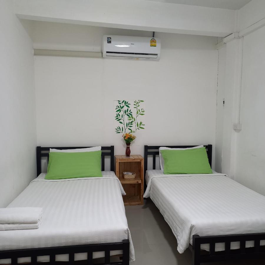 Happy Hostel Bangkok Eksteriør bilde